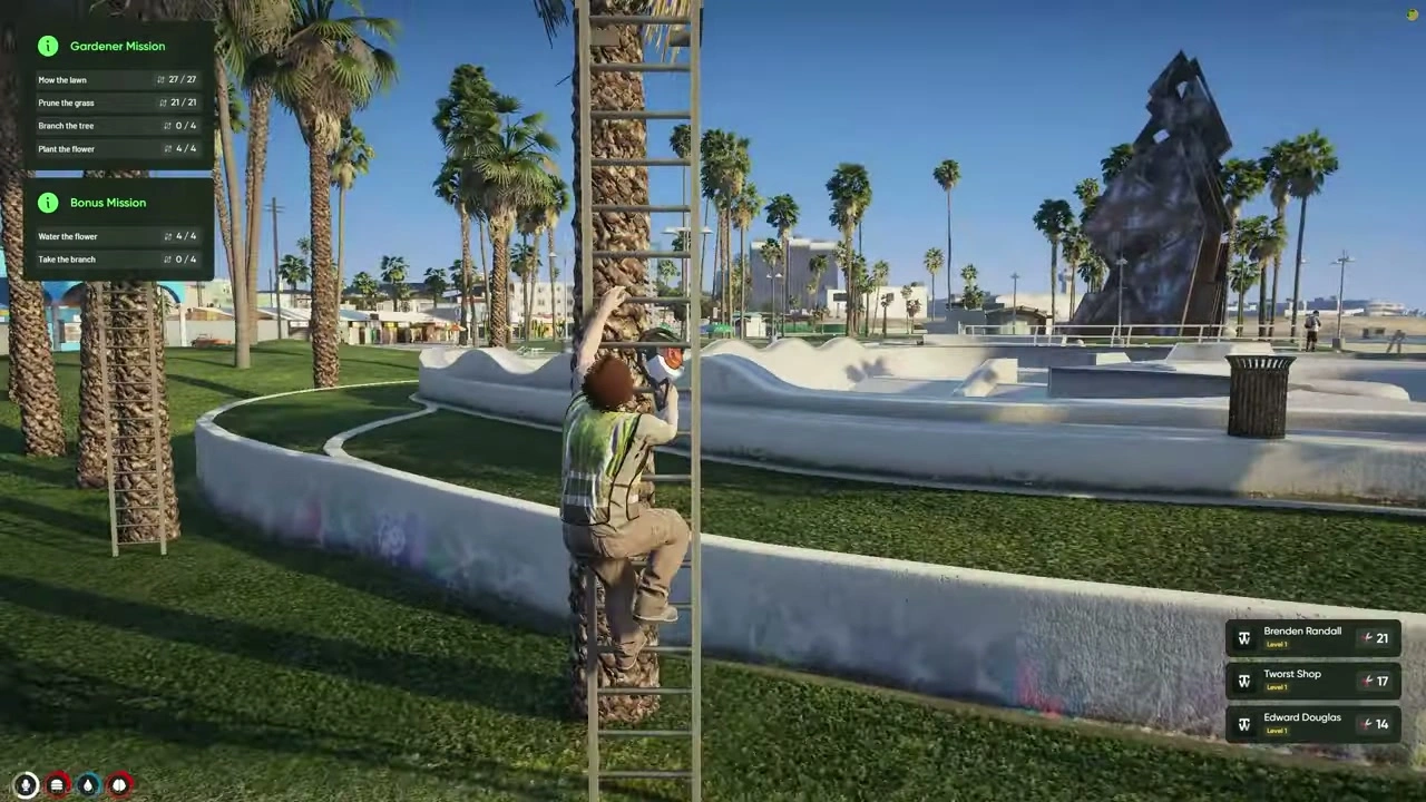 Multiplayer Gardener Job 10